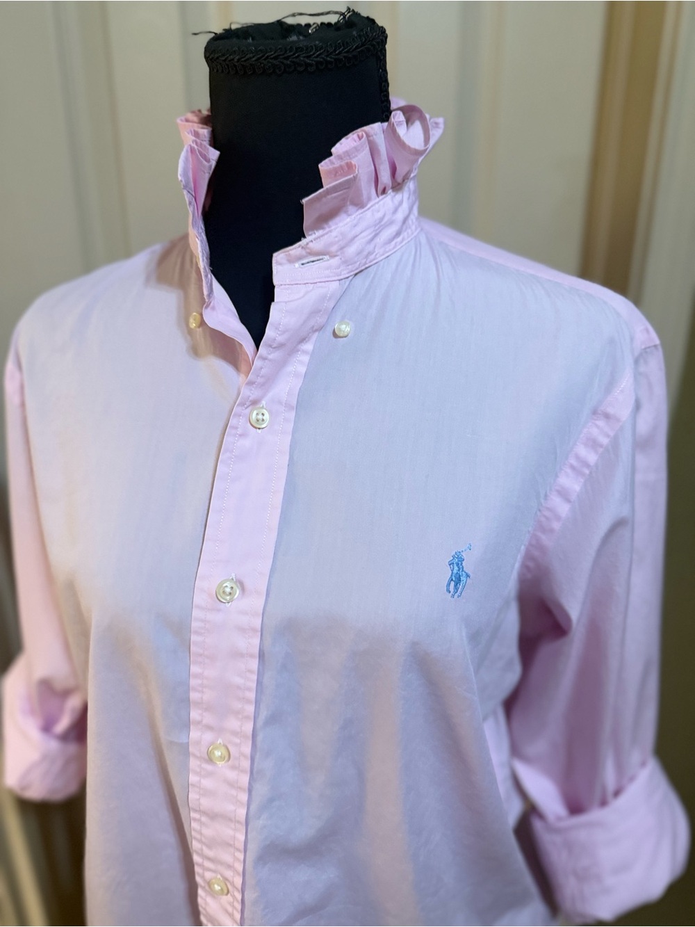 Ralph Lauren Light Pink Ruffle-Collar Button-Down Shirt - Picture 2 of 9